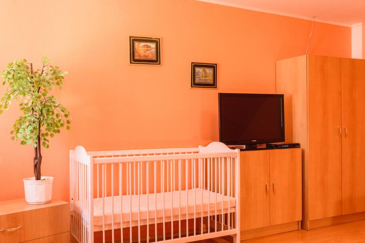 Apartman Elegant Besenova Luaran gambar
